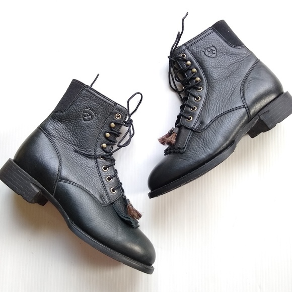 ariat heritage roper lace up